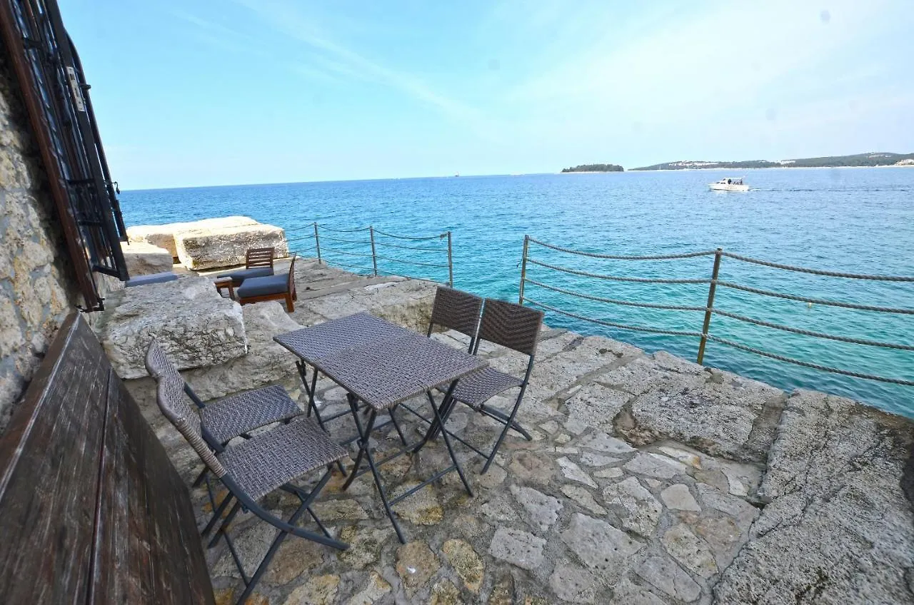 Chesa Konoba Apartment Rovinj 0*,
