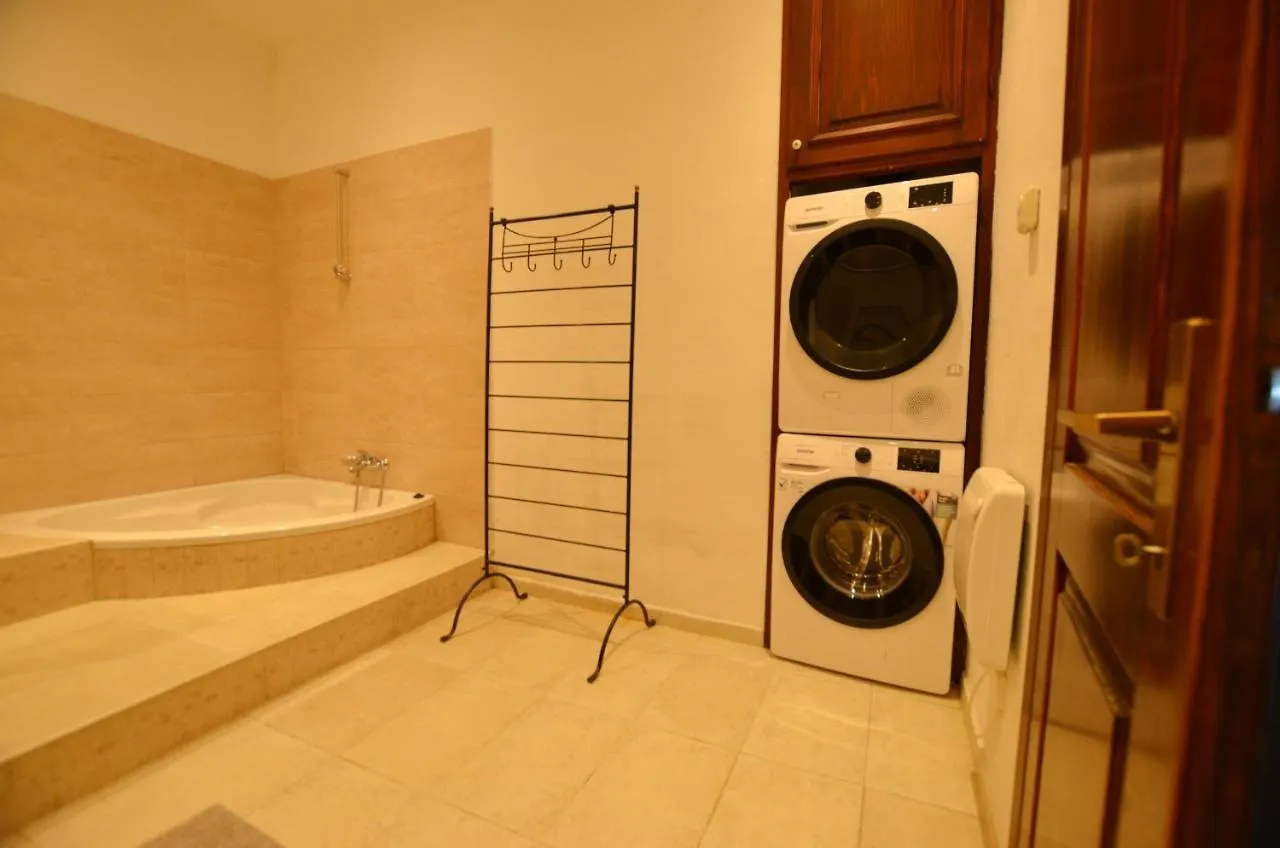Chesa Konoba Apartment Rovinj